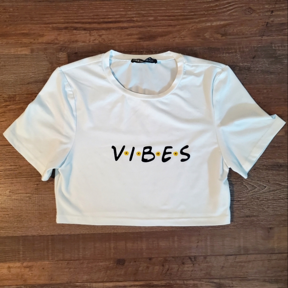 SHEIN White Short Crop Top